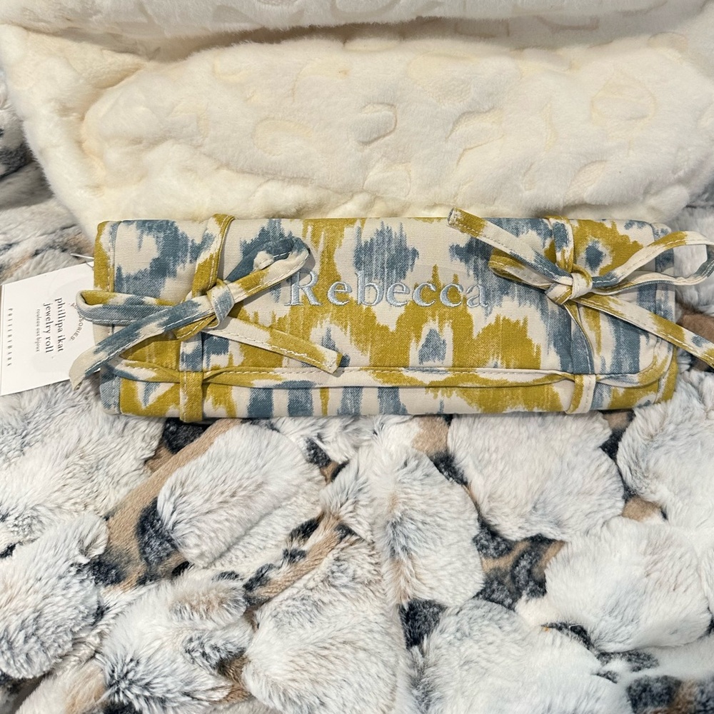 POTTERY BARN Ikat Jewelry Roll "Rebecca" monogram NEW with tag! STUNNING ❤️